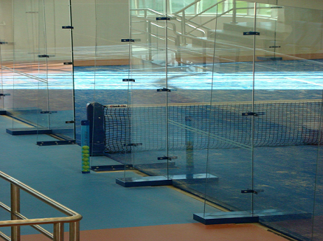 Pista de pádel All Glass con construcción total en vidrio