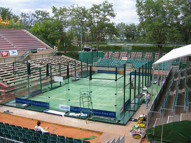 Pista de pádel estándar Glasscor